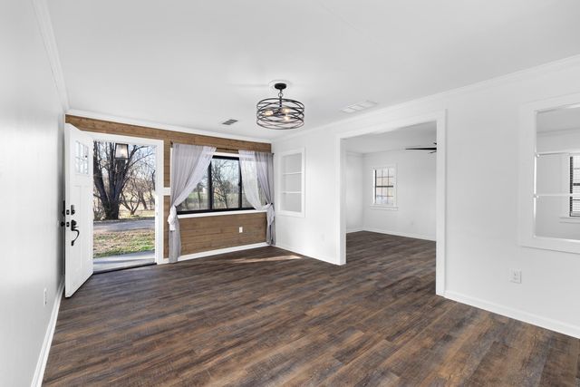 8424 OLD MEMPHIS RD, Brighton, TN 38011