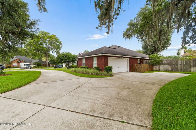 1753 RISING OAKS Drive, Jacksonville, FL 32223
