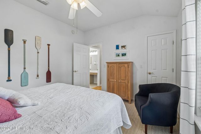 1753 RISING OAKS Drive, Jacksonville, FL 32223