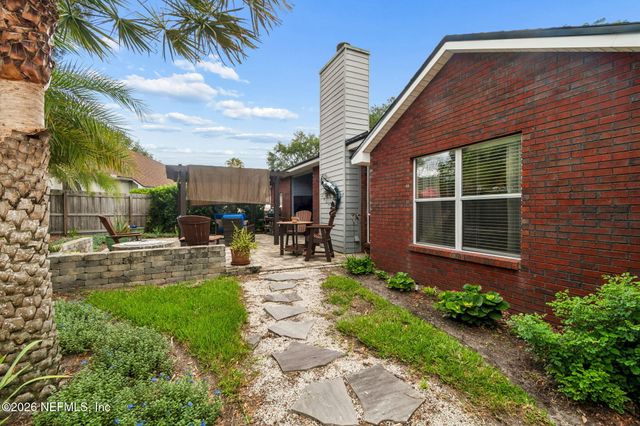 1753 RISING OAKS Drive, Jacksonville, FL 32223