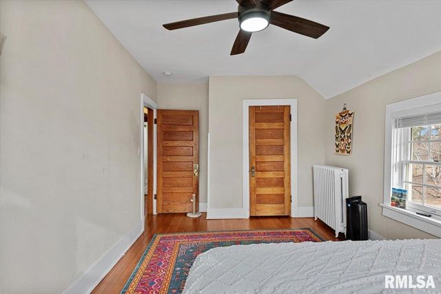 1540 N 3RD Street, Springfield, IL 62702