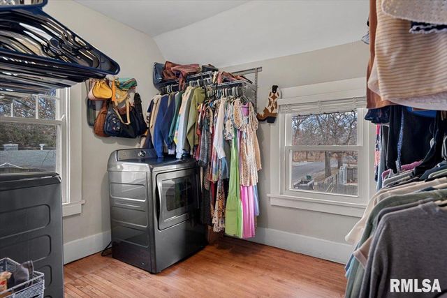 1540 N 3RD Street, Springfield, IL 62702