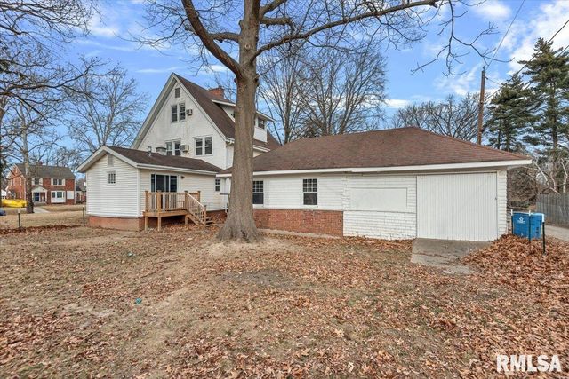 1540 N 3RD Street, Springfield, IL 62702