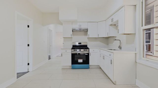 1220 S 48th Court, Cicero, IL 60804