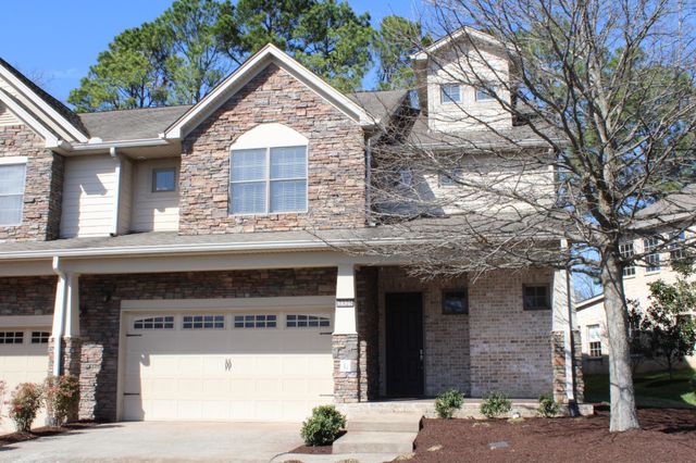 2325 River Terrace Dr, Murfreesboro, TN 37129