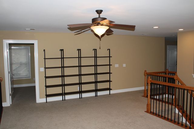 2325 River Terrace Dr, Murfreesboro, TN 37129