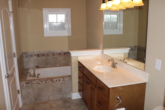 2325 River Terrace Dr, Murfreesboro, TN 37129