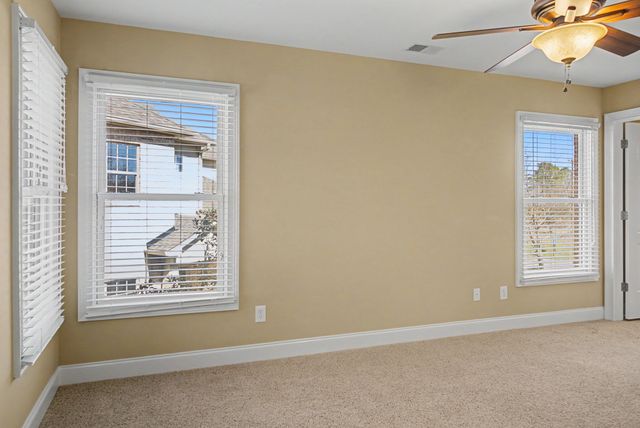 2325 River Terrace Dr, Murfreesboro, TN 37129