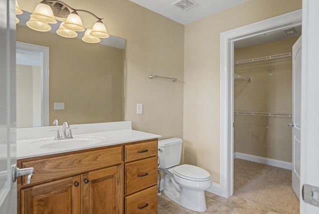 2325 River Terrace Dr, Murfreesboro, TN 37129