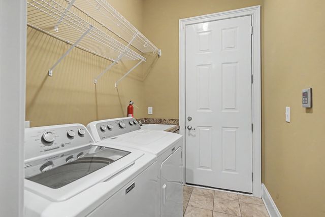 2325 River Terrace Dr, Murfreesboro, TN 37129