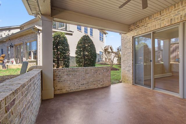 2325 River Terrace Dr, Murfreesboro, TN 37129