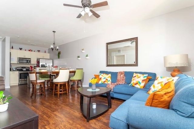 2904 EDENSHIRE WAY 106, Kissimmee, FL 34746