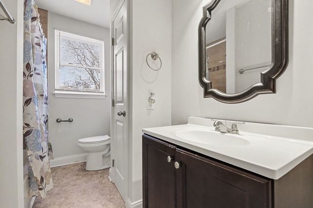 3208 Mayer Ln, Nashville, TN 37218