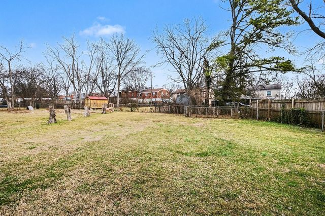 3208 Mayer Ln, Nashville, TN 37218