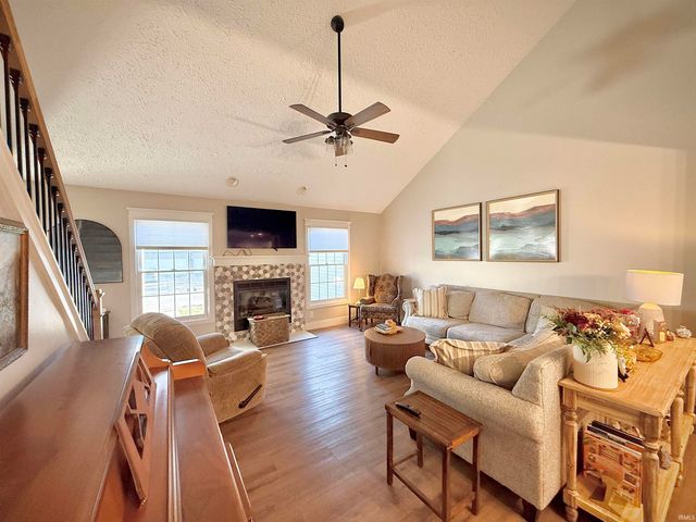 210 E Pine Avenue, West Lafayette, IN 47906