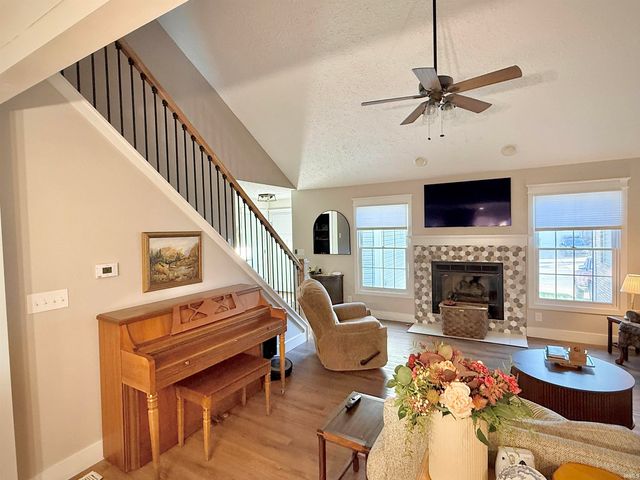 210 E Pine Avenue, West Lafayette, IN 47906