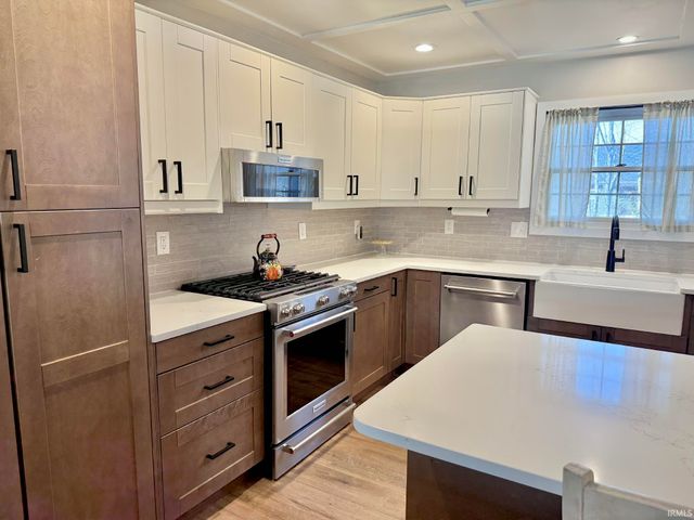 210 E Pine Avenue, West Lafayette, IN 47906