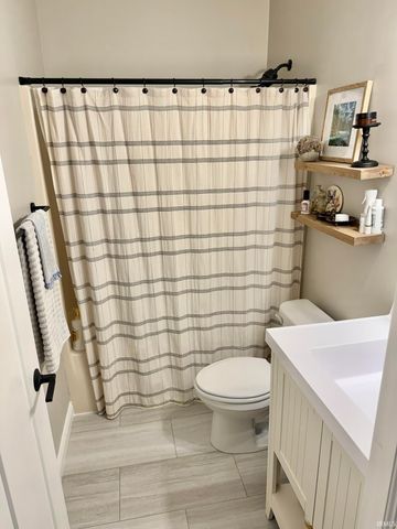 210 E Pine Avenue, West Lafayette, IN 47906