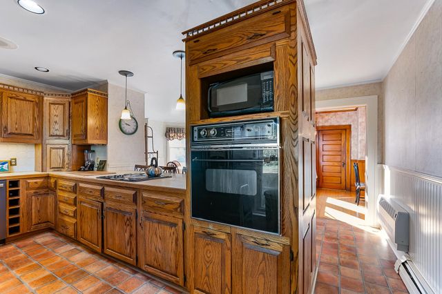 30 Pleasant Street, Colebrook, NH 03576