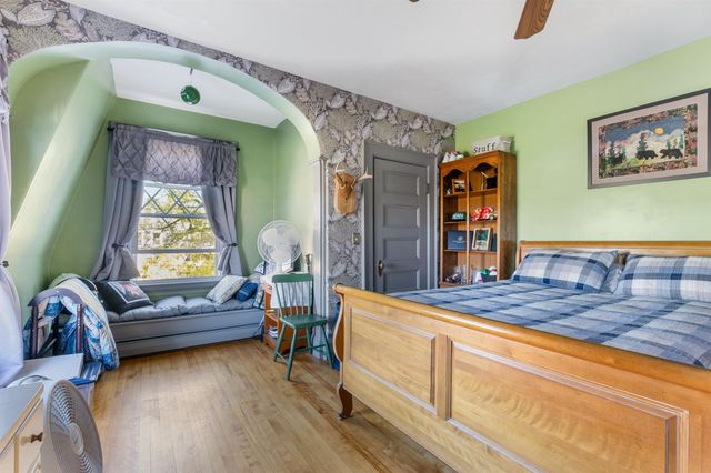 30 Pleasant Street, Colebrook, NH 03576