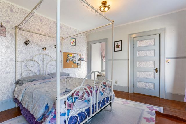 30 Pleasant Street, Colebrook, NH 03576