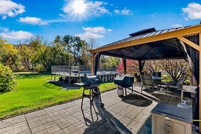 30 Pleasant Street, Colebrook, NH 03576