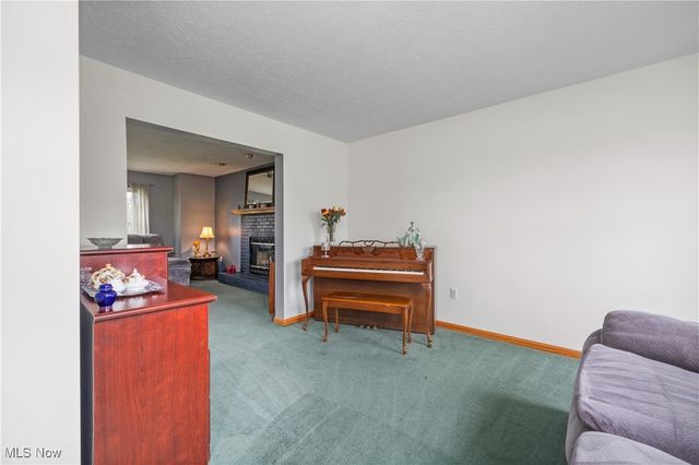 5528 Robert Court, North Ridgeville, OH 44039