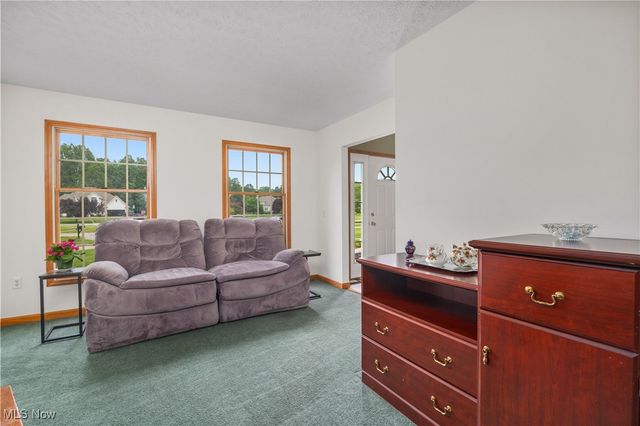 5528 Robert Court, North Ridgeville, OH 44039