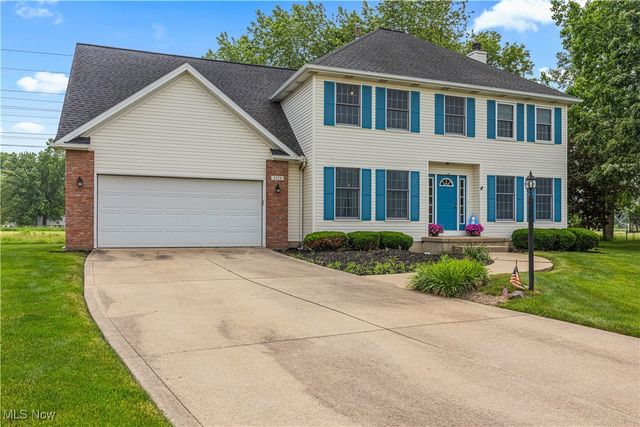 5528 Robert Court, North Ridgeville, OH 44039