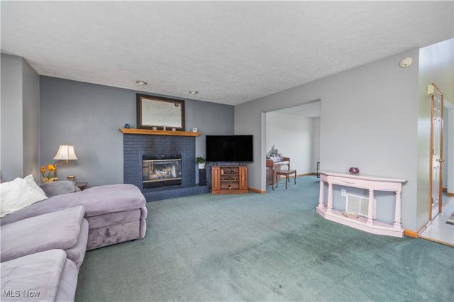 5528 Robert Court, North Ridgeville, OH 44039