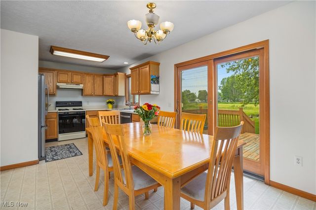 5528 Robert Court, North Ridgeville, OH 44039