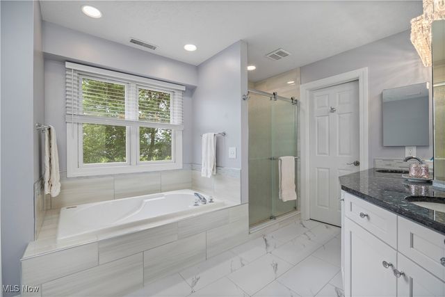 5528 Robert Court, North Ridgeville, OH 44039