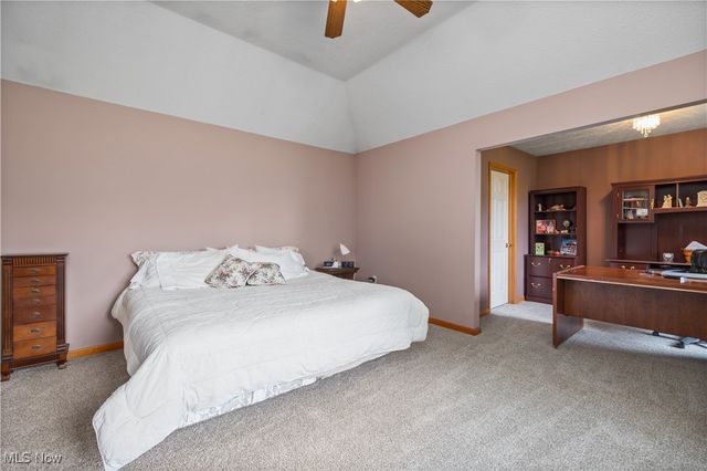 5528 Robert Court, North Ridgeville, OH 44039