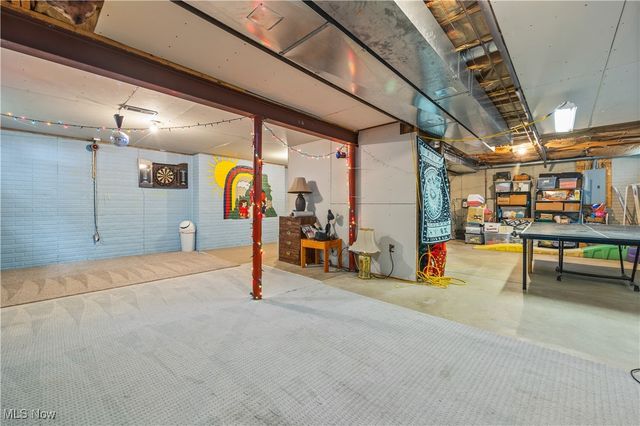 5528 Robert Court, North Ridgeville, OH 44039