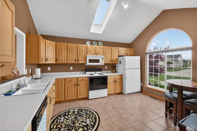 3629 New Boston Drive, Sterling Heights, MI 48314