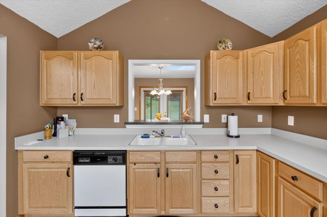 3629 New Boston Drive, Sterling Heights, MI 48314