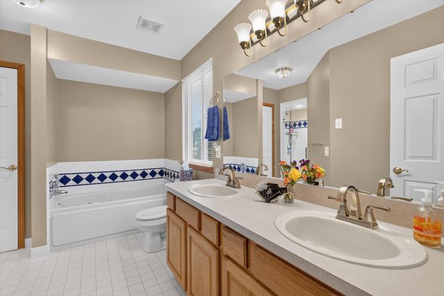 3629 New Boston Drive, Sterling Heights, MI 48314