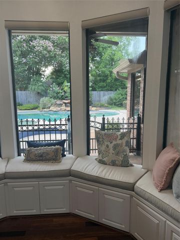1710 Brooke Amber Circle, Deer Park, TX 77536