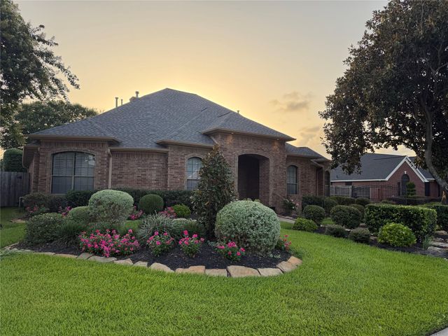 1710 Brooke Amber Circle, Deer Park, TX 77536