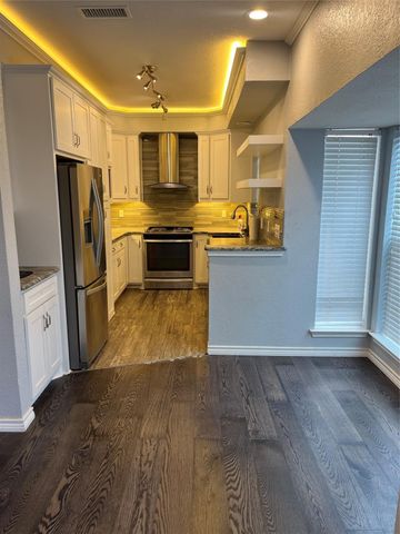 411 Pebble Way 247, Arlington, TX 76006