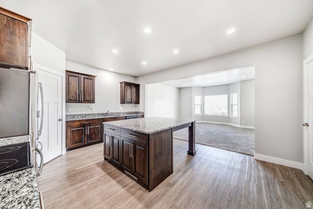 8052 N ROCK CREEK COVE LN, Eagle Mountain, UT 84005