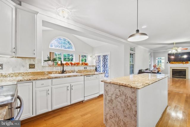 6671 CLARKES MEADOW DR, Bealeton, VA 22712