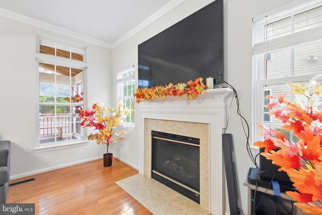 6671 CLARKES MEADOW DR, Bealeton, VA 22712