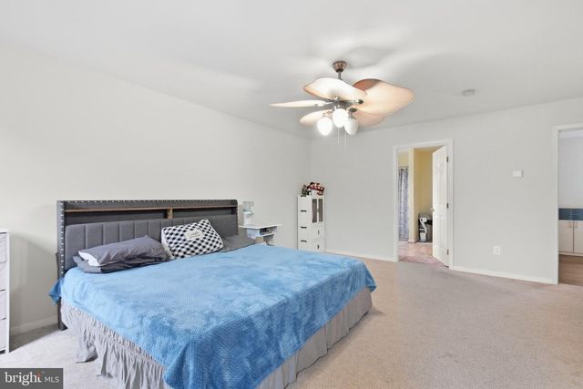 6671 CLARKES MEADOW DR, Bealeton, VA 22712