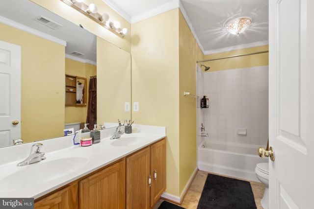 6671 CLARKES MEADOW DR, Bealeton, VA 22712