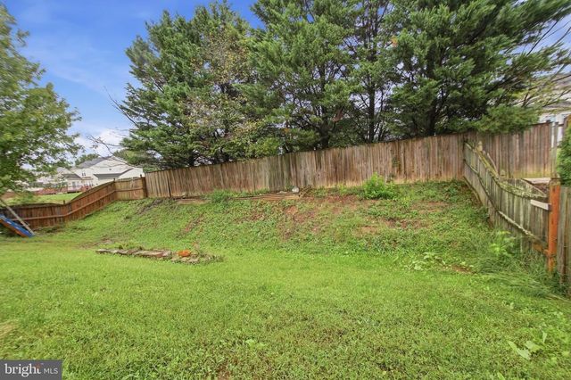 6671 CLARKES MEADOW DR, Bealeton, VA 22712