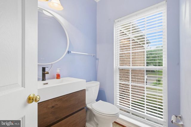 6671 CLARKES MEADOW DR, Bealeton, VA 22712