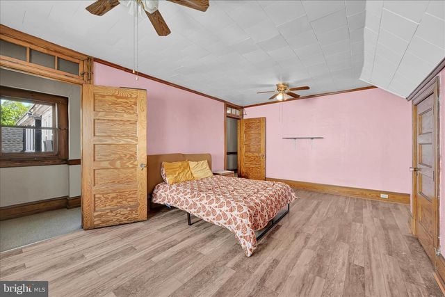 231 2ND ST, Coaldale, PA 18218