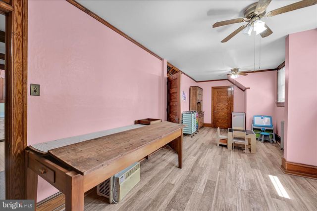 231 2ND ST, Coaldale, PA 18218