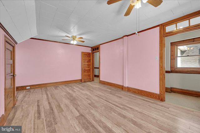 231 2ND ST, Coaldale, PA 18218